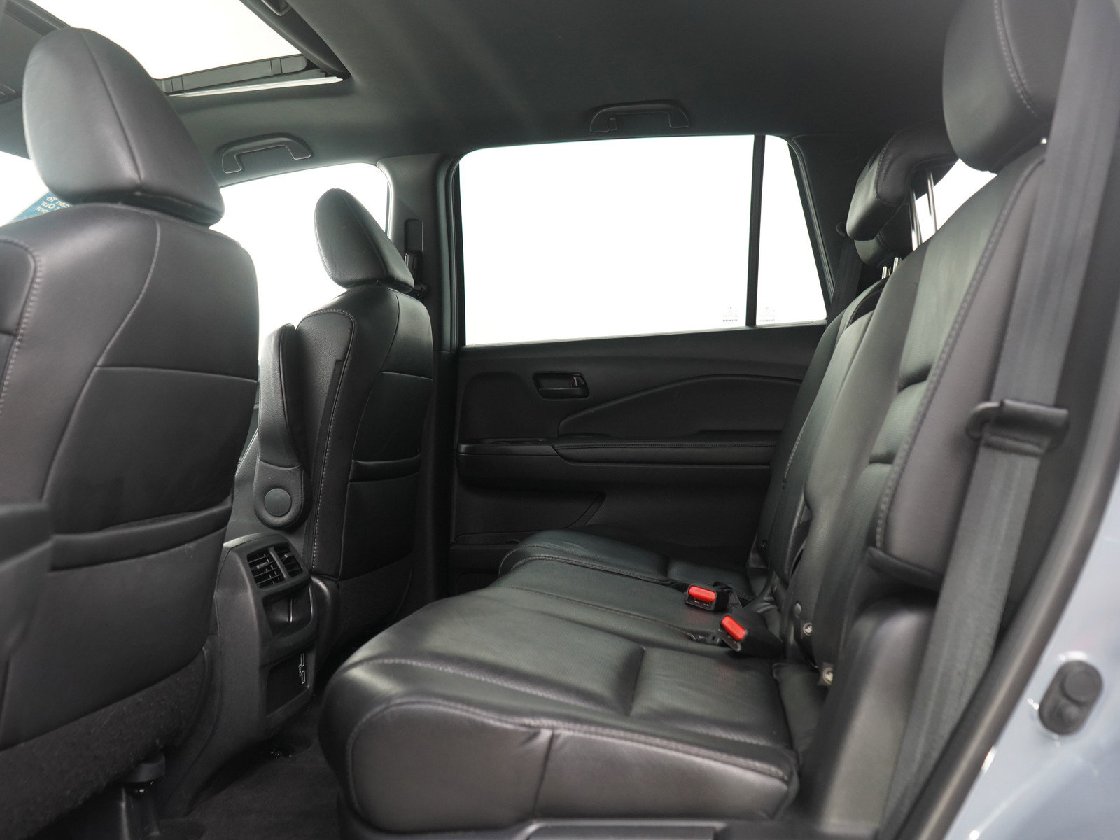 Used 2023 Honda Passport EX-L image 19