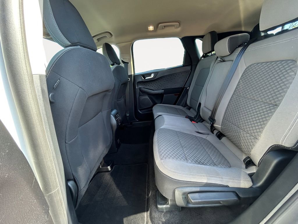 Used 2020 Ford Escape SE Sport image 12