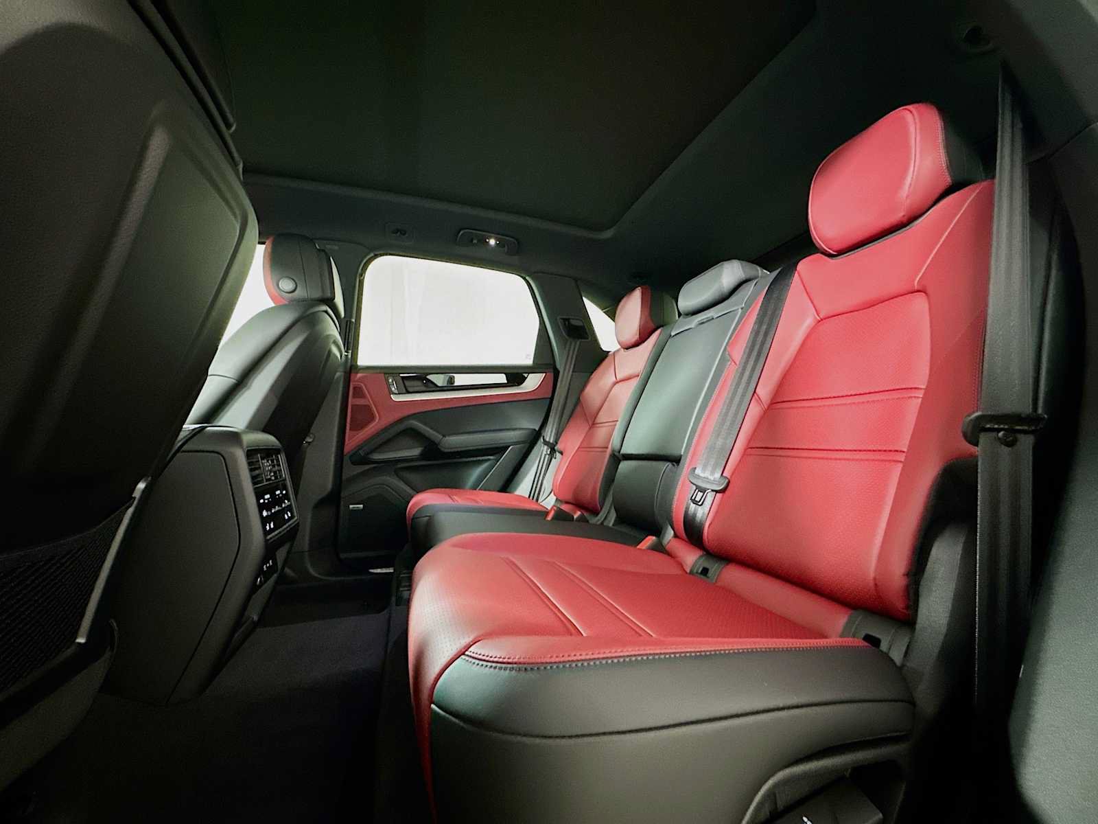 New 2026 Porsche Cayenne AWD/4WD image 22