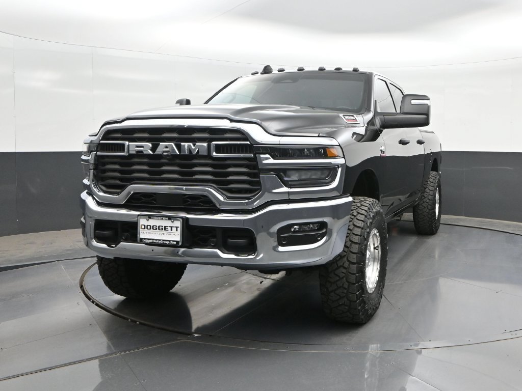 Used 2025 RAM 3500 Tradesman AWD/4WD image 27