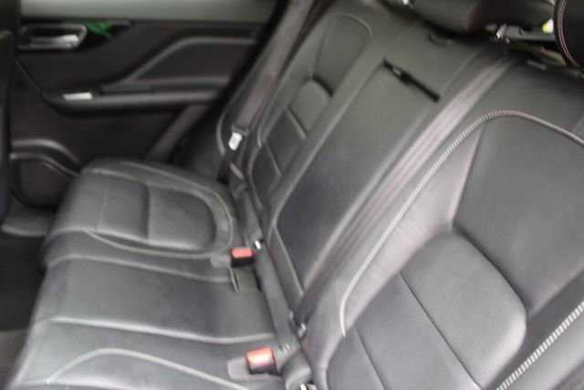 Used 2020 Jaguar F-PACE S image 5