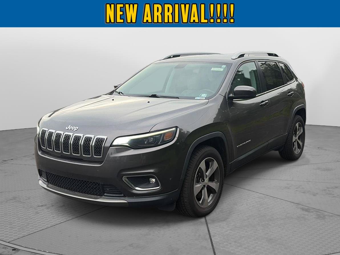 Used 2019 Jeep Cherokee Limited AWD/4WD image 3