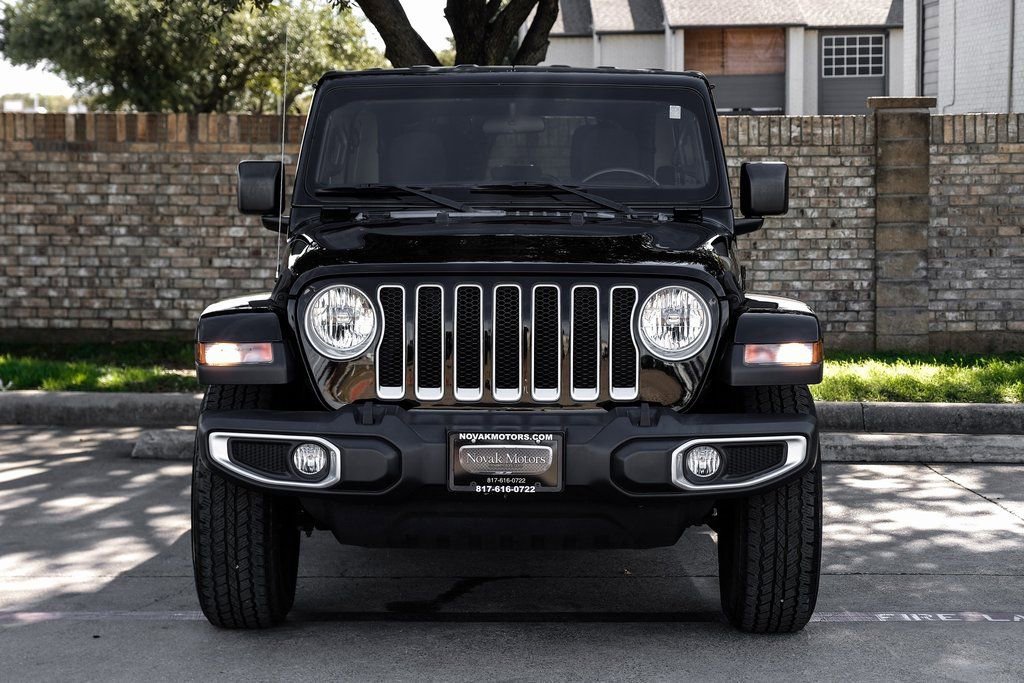 Used 2020 Jeep Wrangler Unlimited Sahara image 10