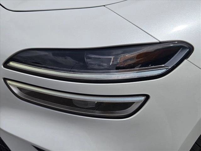 Used 2025 Genesis G70 2.5T image 10