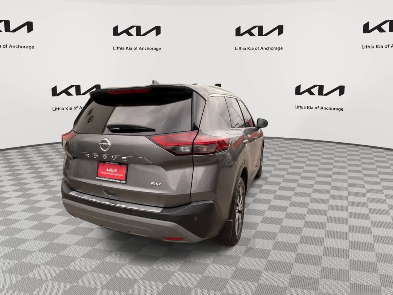 Used 2021 Nissan Rogue SV w/ Premium Package FWD image 7