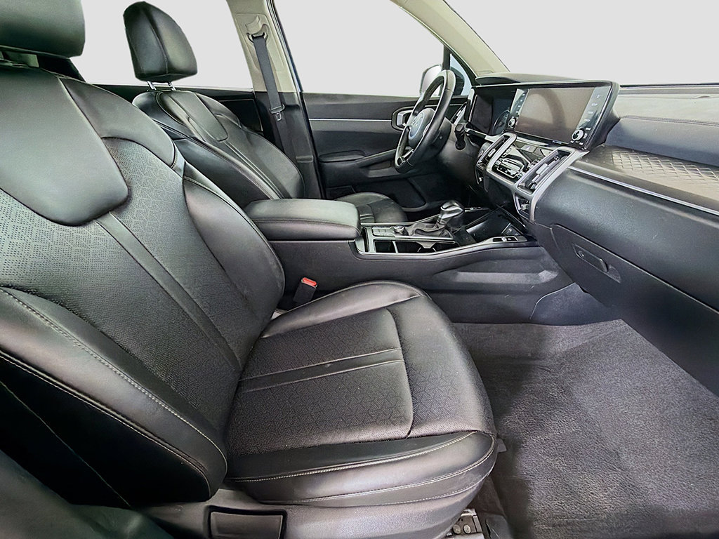 Used 2023 Kia Sorento S w/ Panoramic Sunroof Package FWD image 25