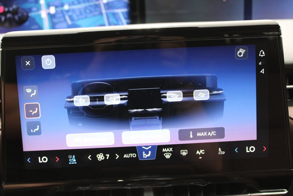 New 2026 Lincoln Nautilus Reserve AWD/4WD image 51