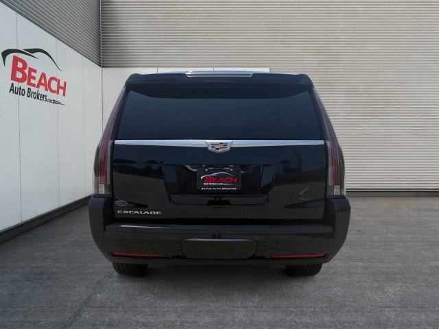 Used 2018 Cadillac Escalade ESV Luxury AWD/4WD image 17