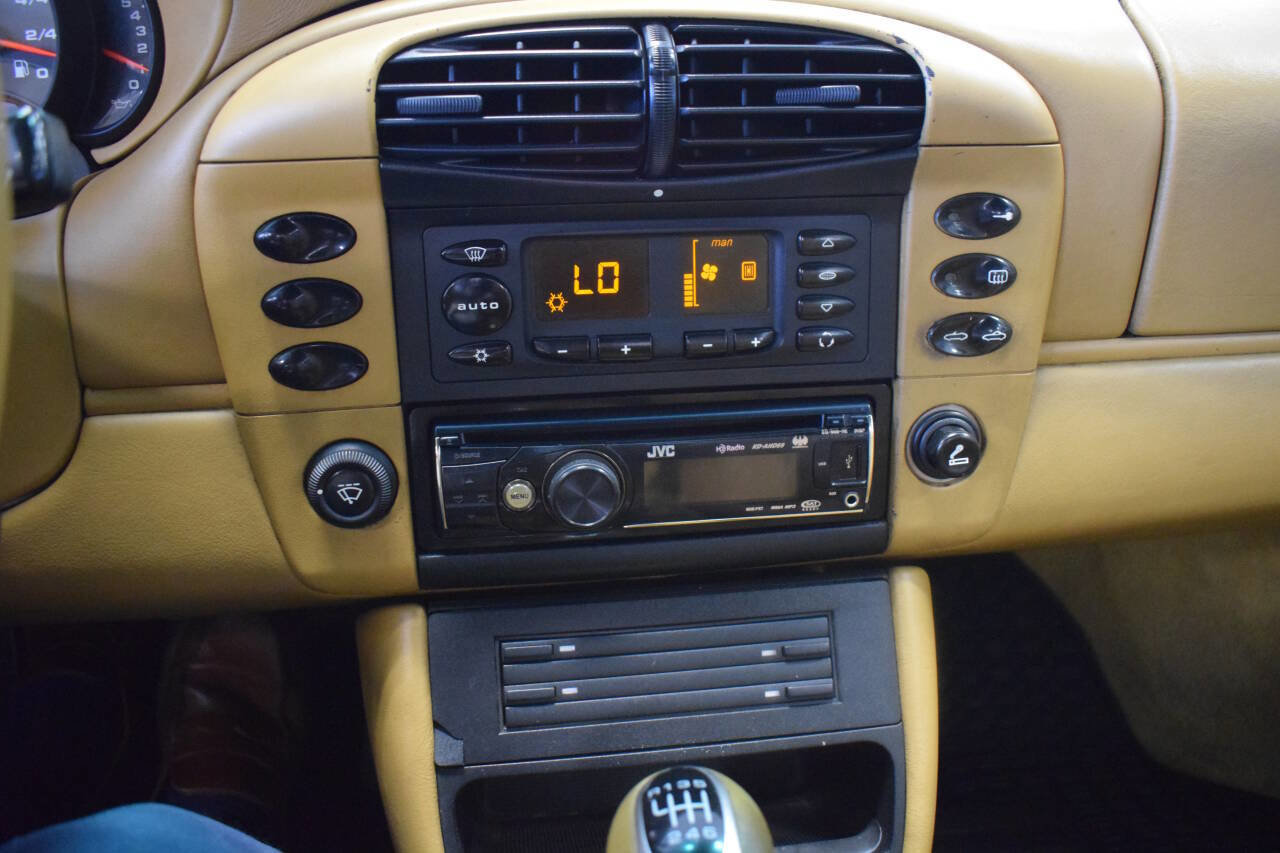 Used 2000 Porsche 911 Carrera image 26