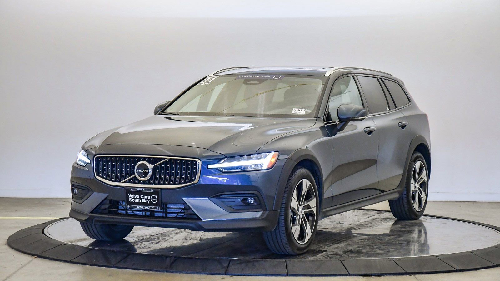 Certified 2024 Volvo V60 B5 Cross Country Plus