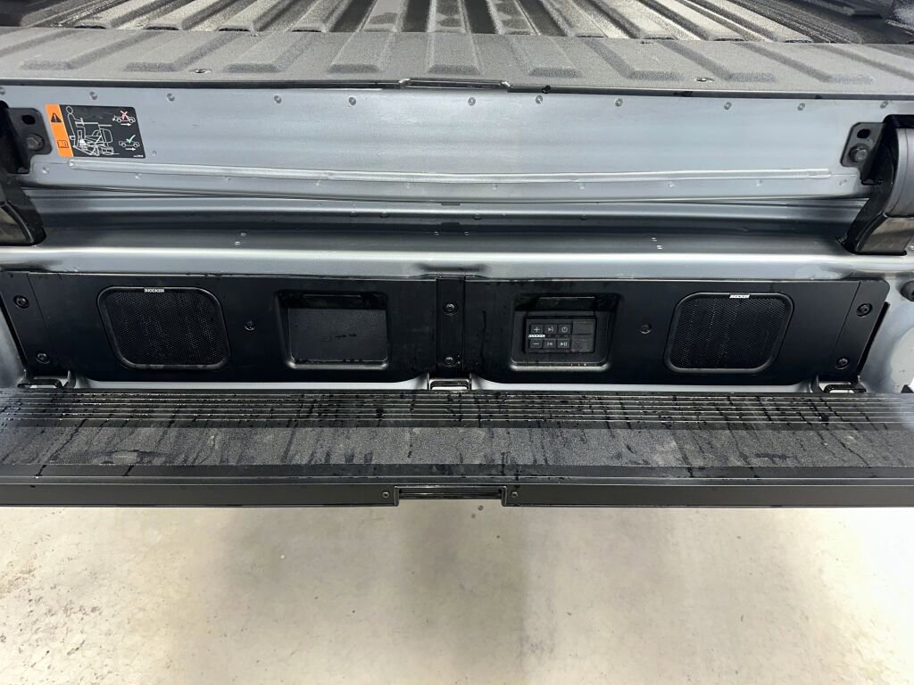 Certified 2025 GMC Sierra 2500 Denali Ultimate w/ Max Trailering Package image 31