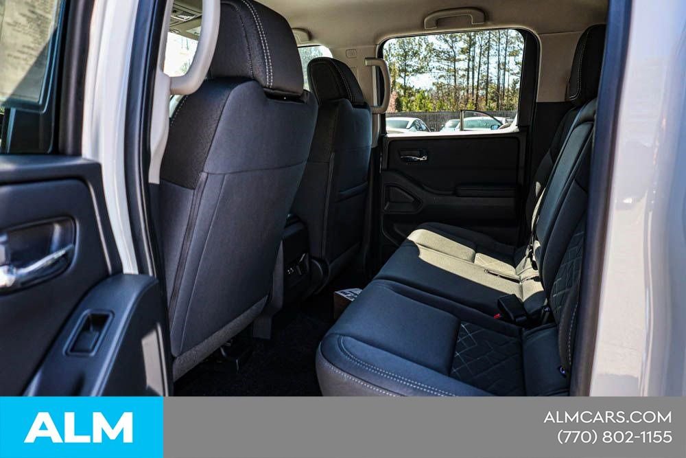 Certified 2025 Nissan Frontier SV w/ SV Convenience Package RWD image 20