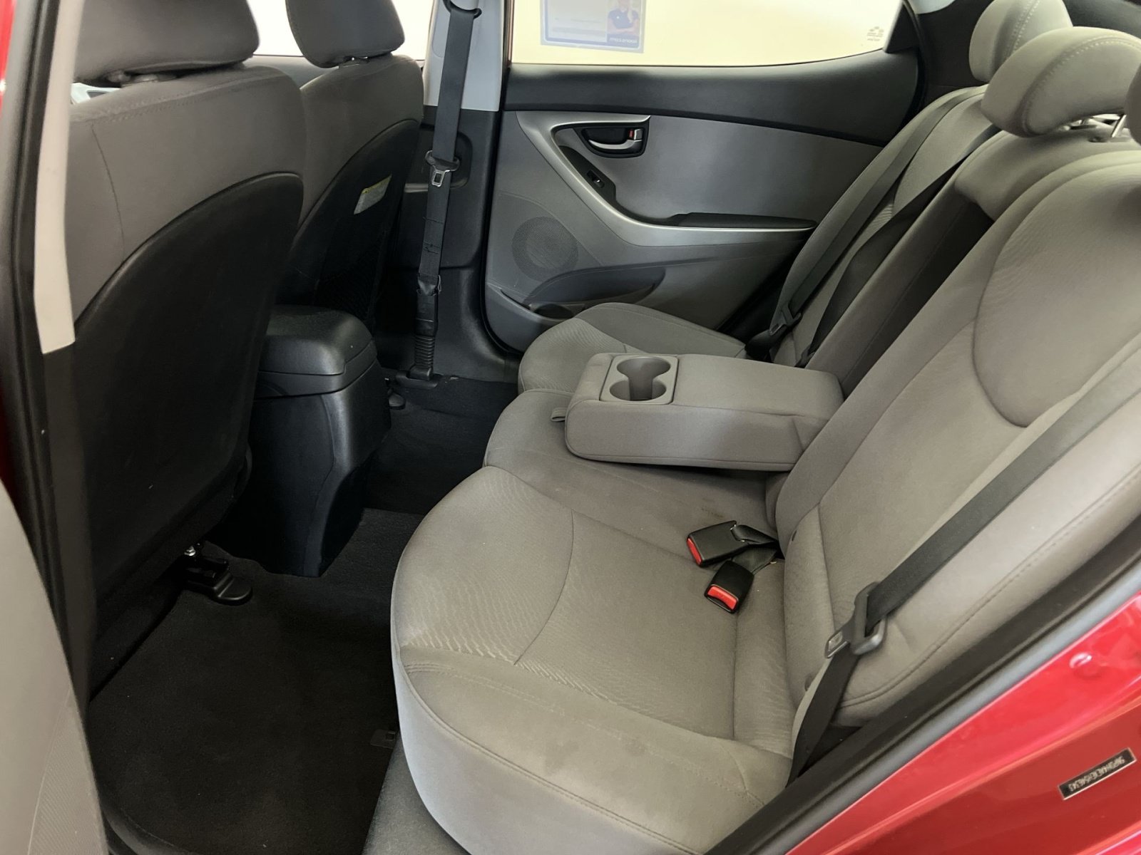 Used 2014 Hyundai Elantra SE FWD image 21