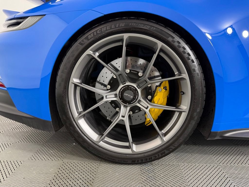 Certified 2022 Porsche 911 GT3 RWD image 13