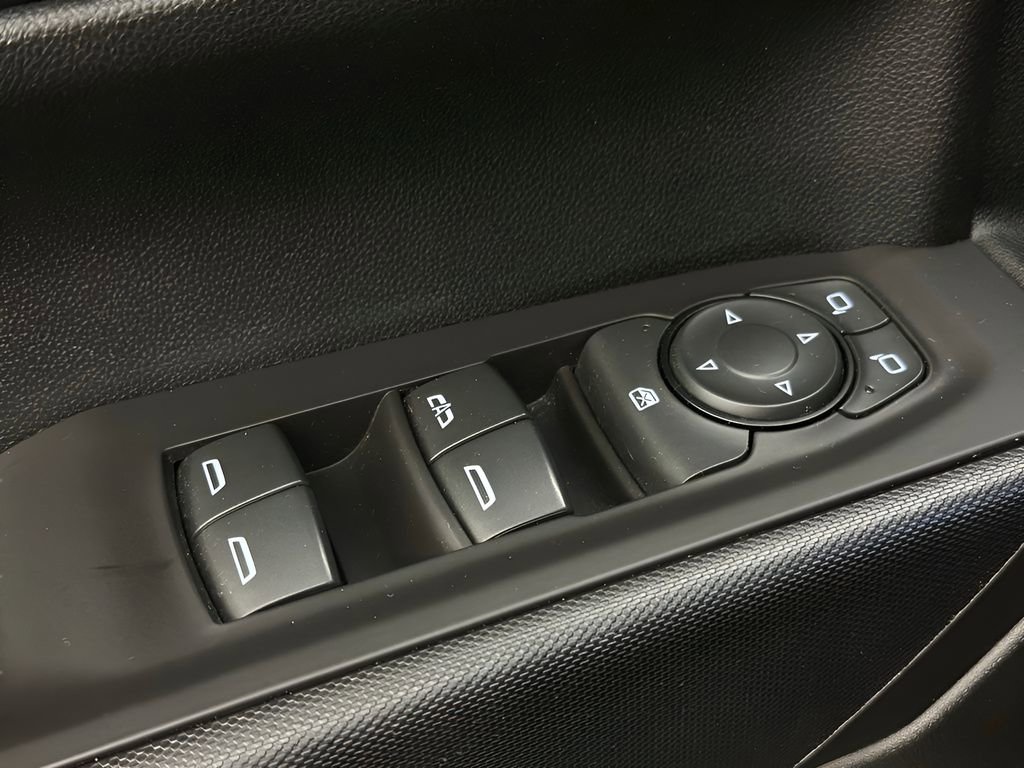 Certified 2020 Chevrolet Silverado 1500 Custom w/ Custom Value Package image 33