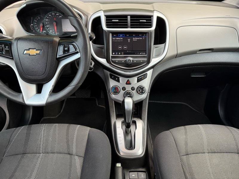 Used 2020 Chevrolet Sonic LT FWD image 13