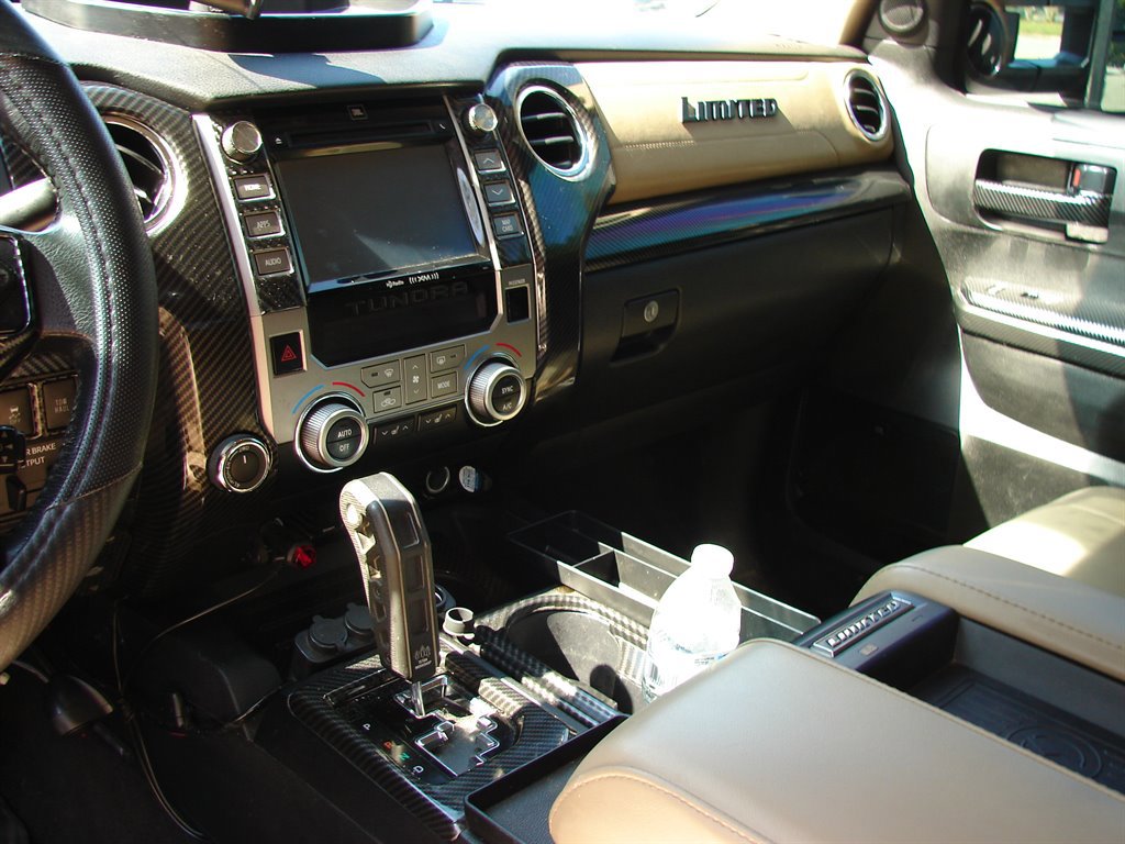 Used 2017 Toyota Tundra Limited image 7