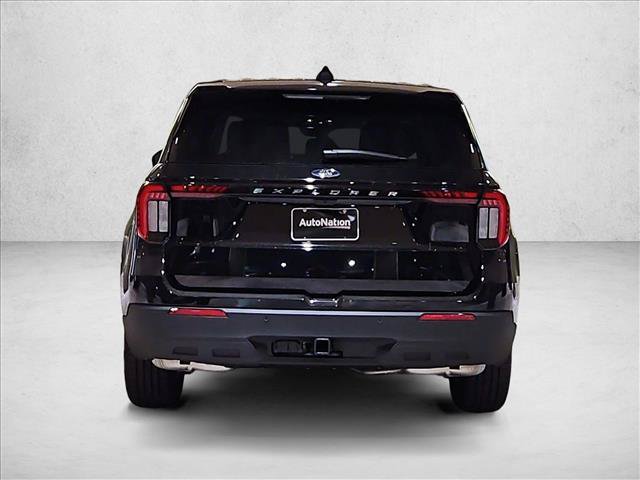 New 2026 Ford Explorer Active RWD image 7