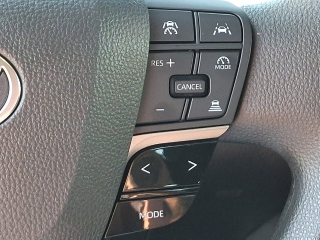 Used 2025 Toyota Camry LE FWD image 22