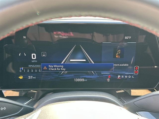 Used 2025 Chevrolet Suburban RST image 10