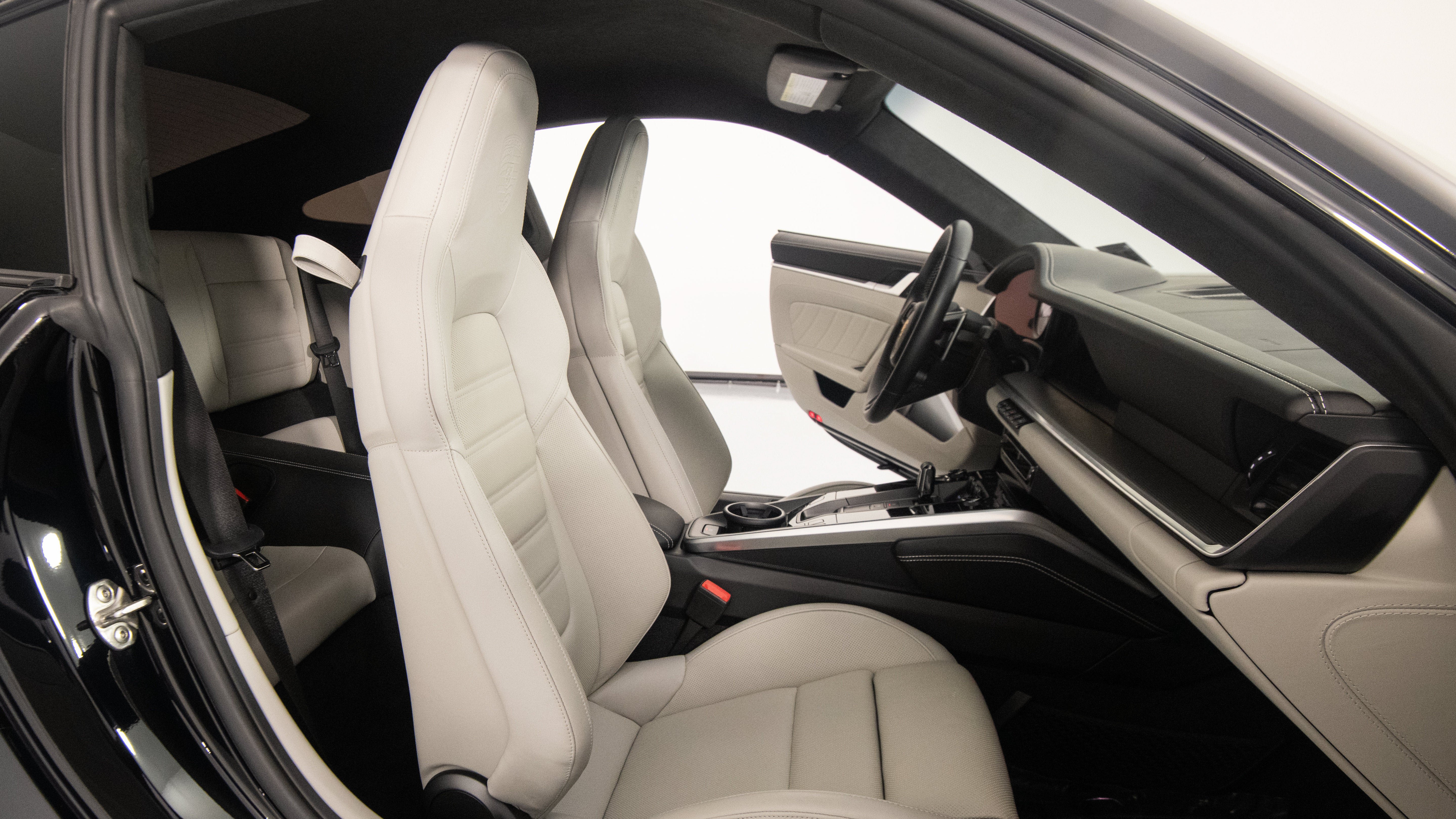 Used 2022 Porsche 911 Turbo S AWD/4WD image 35