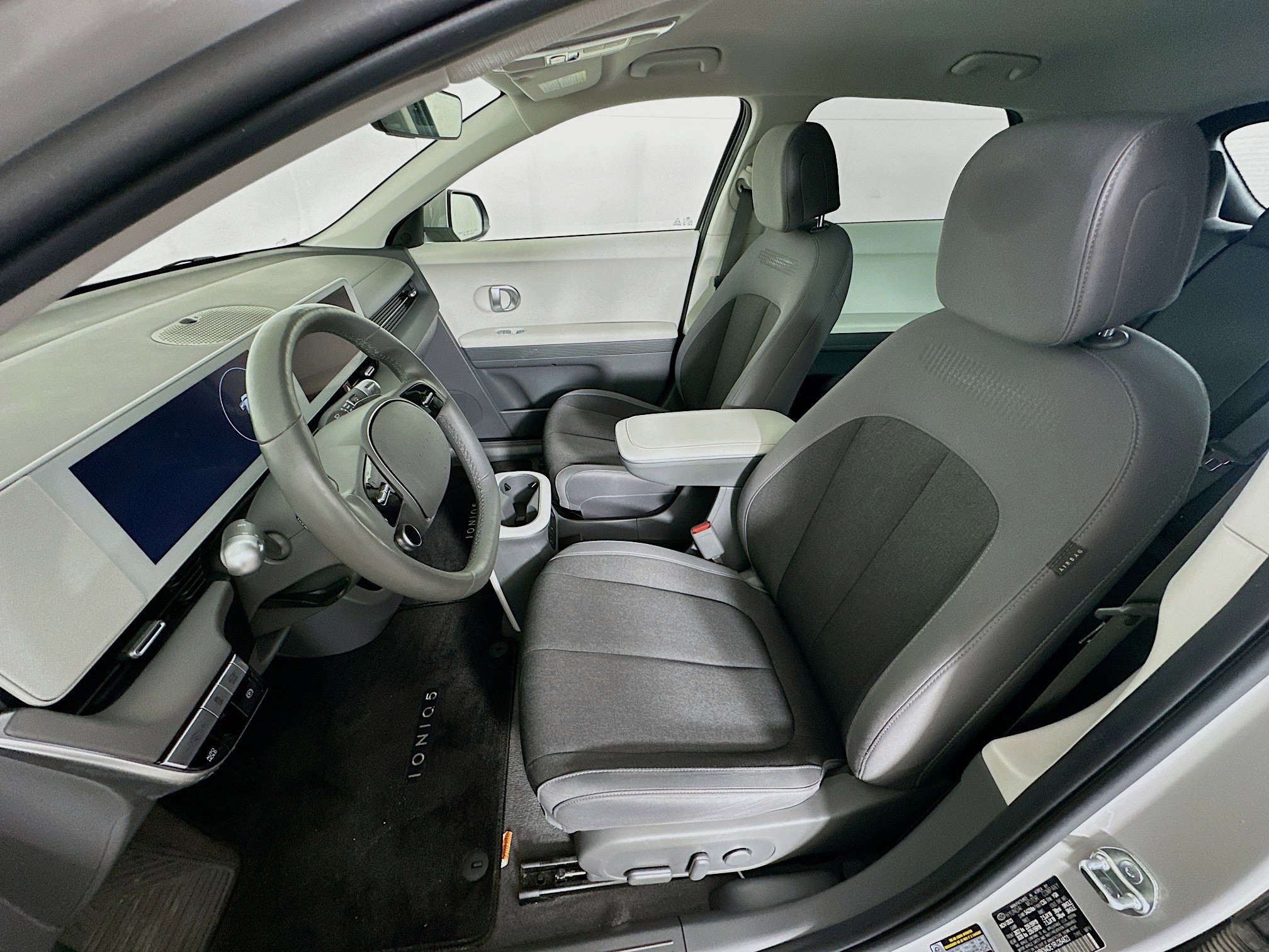 Used 2024 Hyundai Ioniq 5 SEL RWD image 13