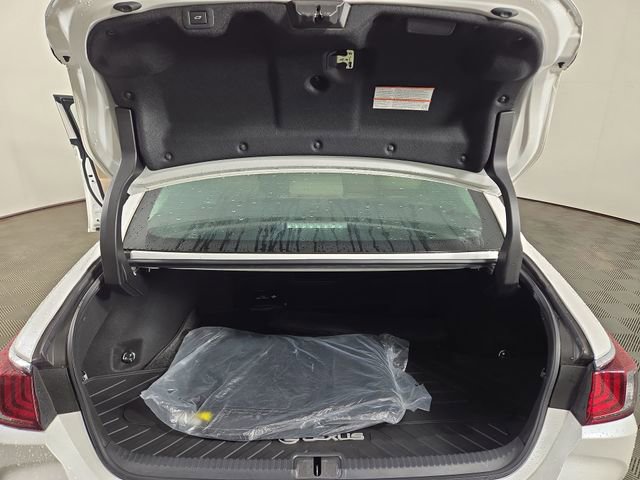 Used 2020 Lexus ES 300h w/ Accessory Package image 34