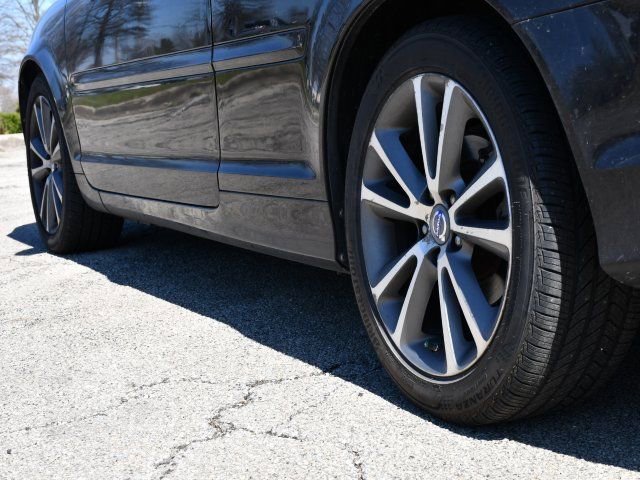 Used 2012 Volvo C70 T5 image 10