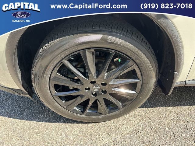 Used 2023 Nissan Murano SV w/ SV Midnight Edition Package FWD image 13