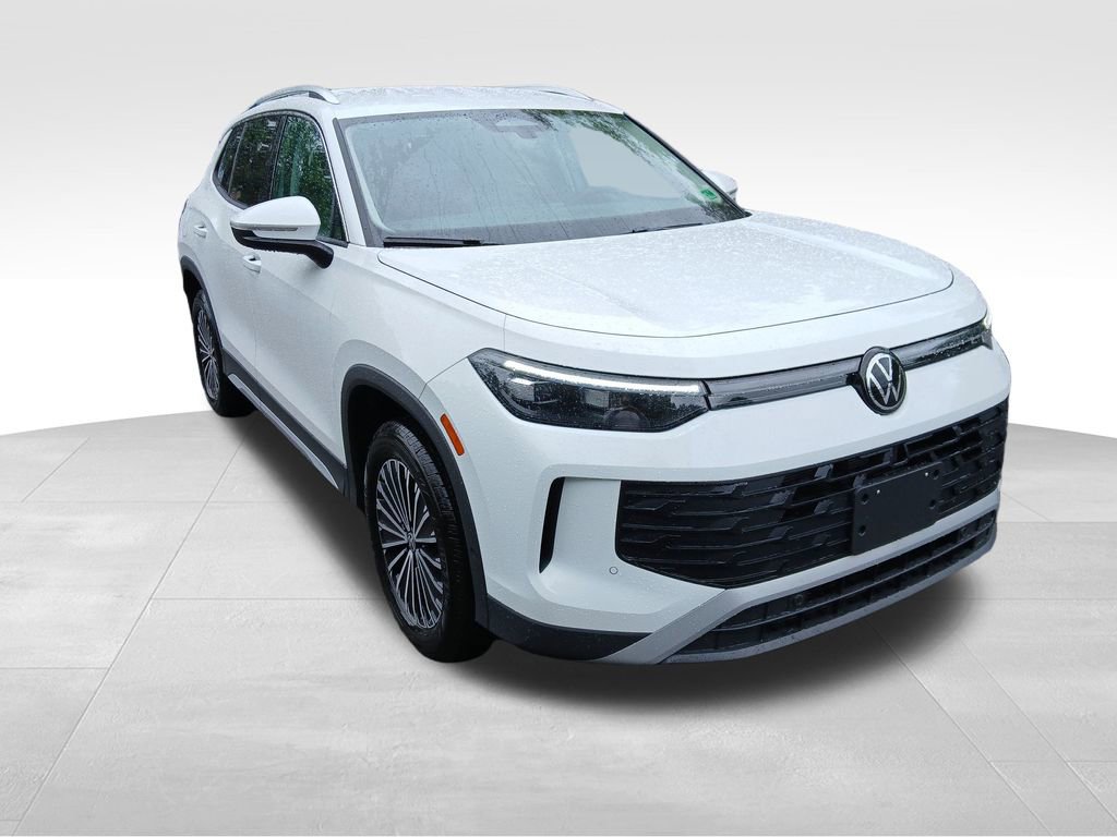 New 2025 Volkswagen Tiguan S image 7