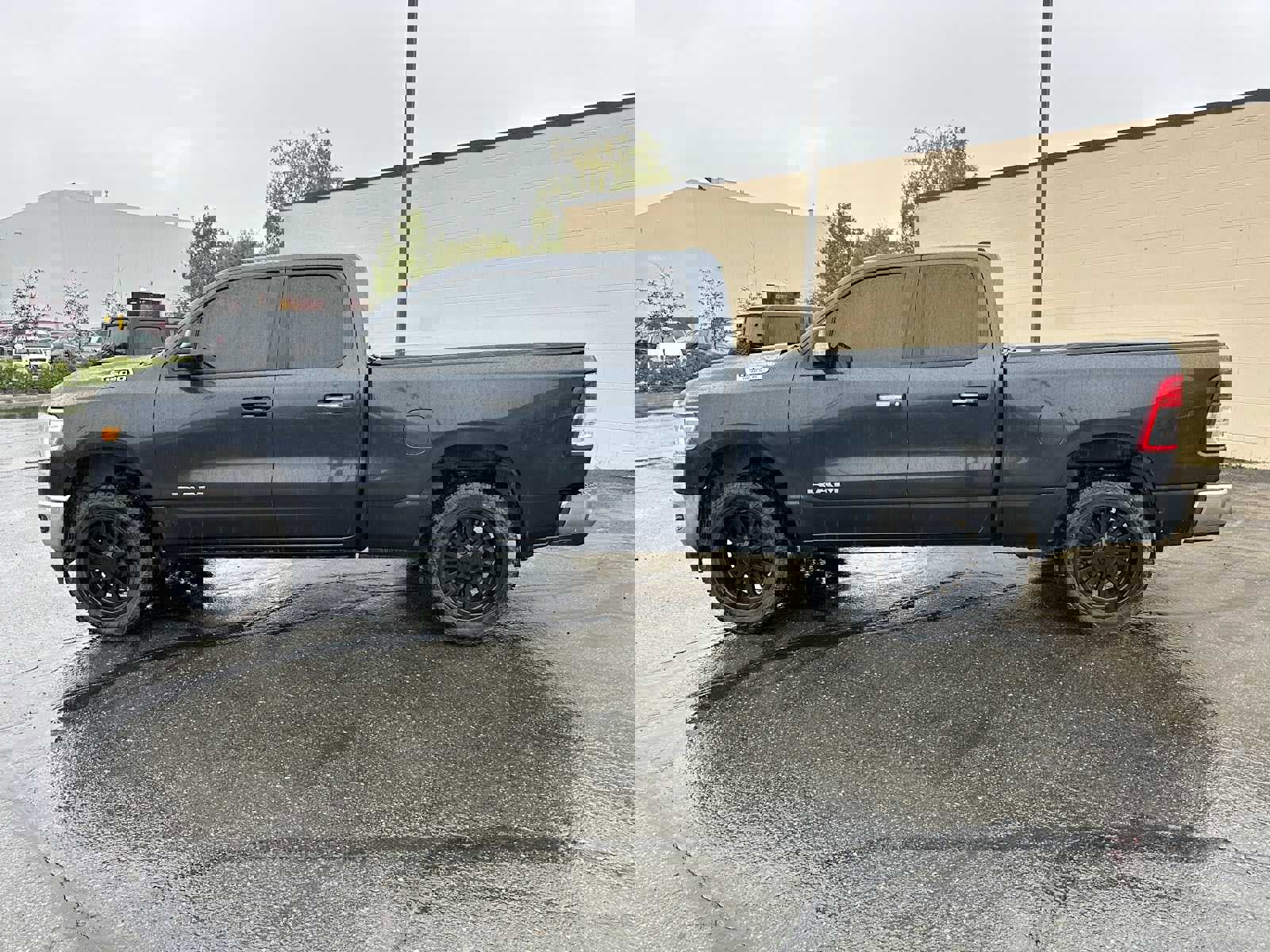 Used 2020 RAM 1500 Big Horn image 6