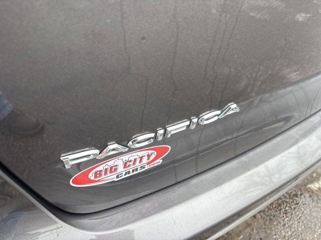 Used 2022 Chrysler Pacifica Touring-L w/ Uconnect Theater Family Group image 49