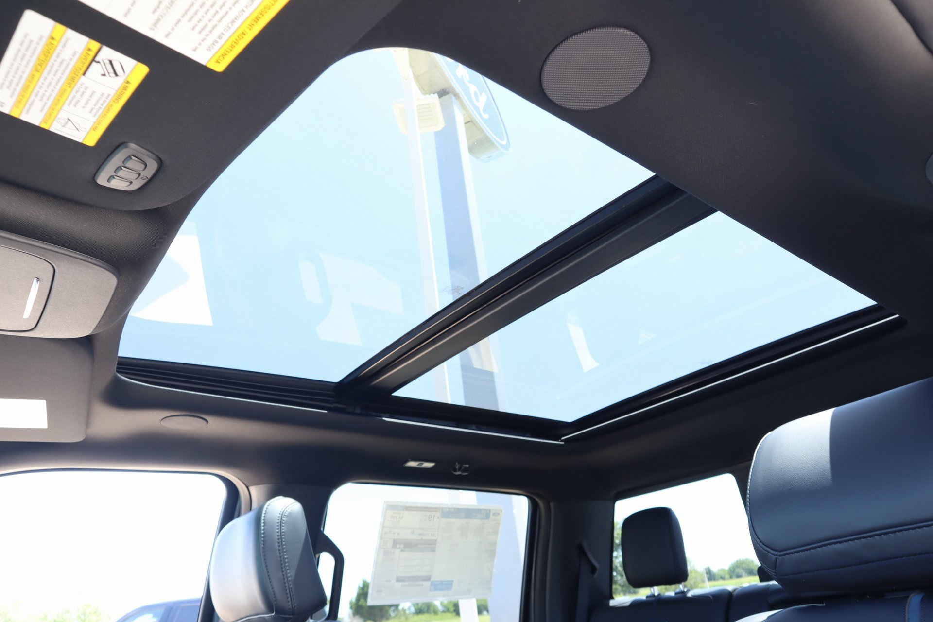 New 2025 Ford F150 Platinum w/ Equipment Group 702A High image 17