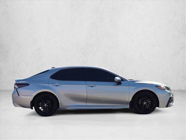 Used 2023 Toyota Camry XSE FWD image 4