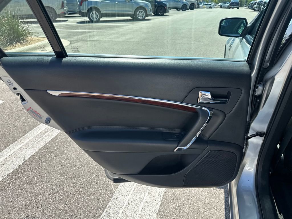 Used 2011 Lincoln MKZ FWD image 26