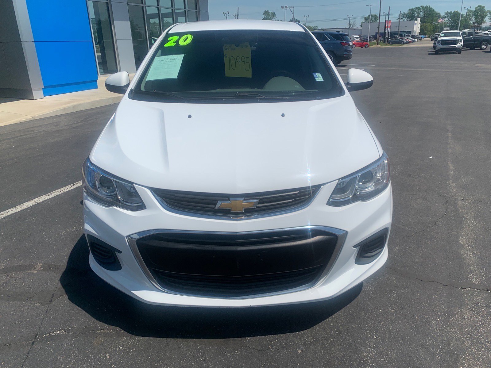Used 2020 Chevrolet Sonic LT FWD image 2