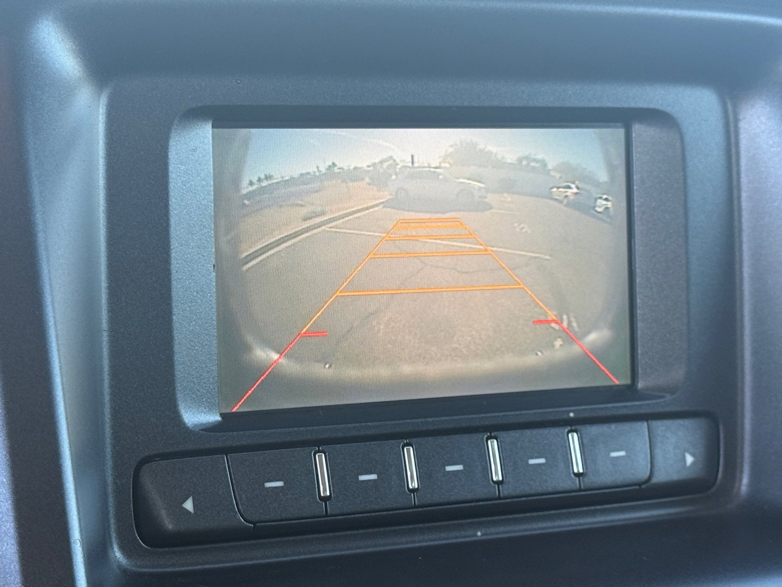 Used 2016 GMC Canyon 2WD Crew Cab w/ Convenience Package image 18