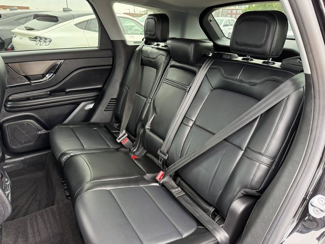 Used 2022 Lincoln Corsair Reserve w/ Equipment Group 201A image 16