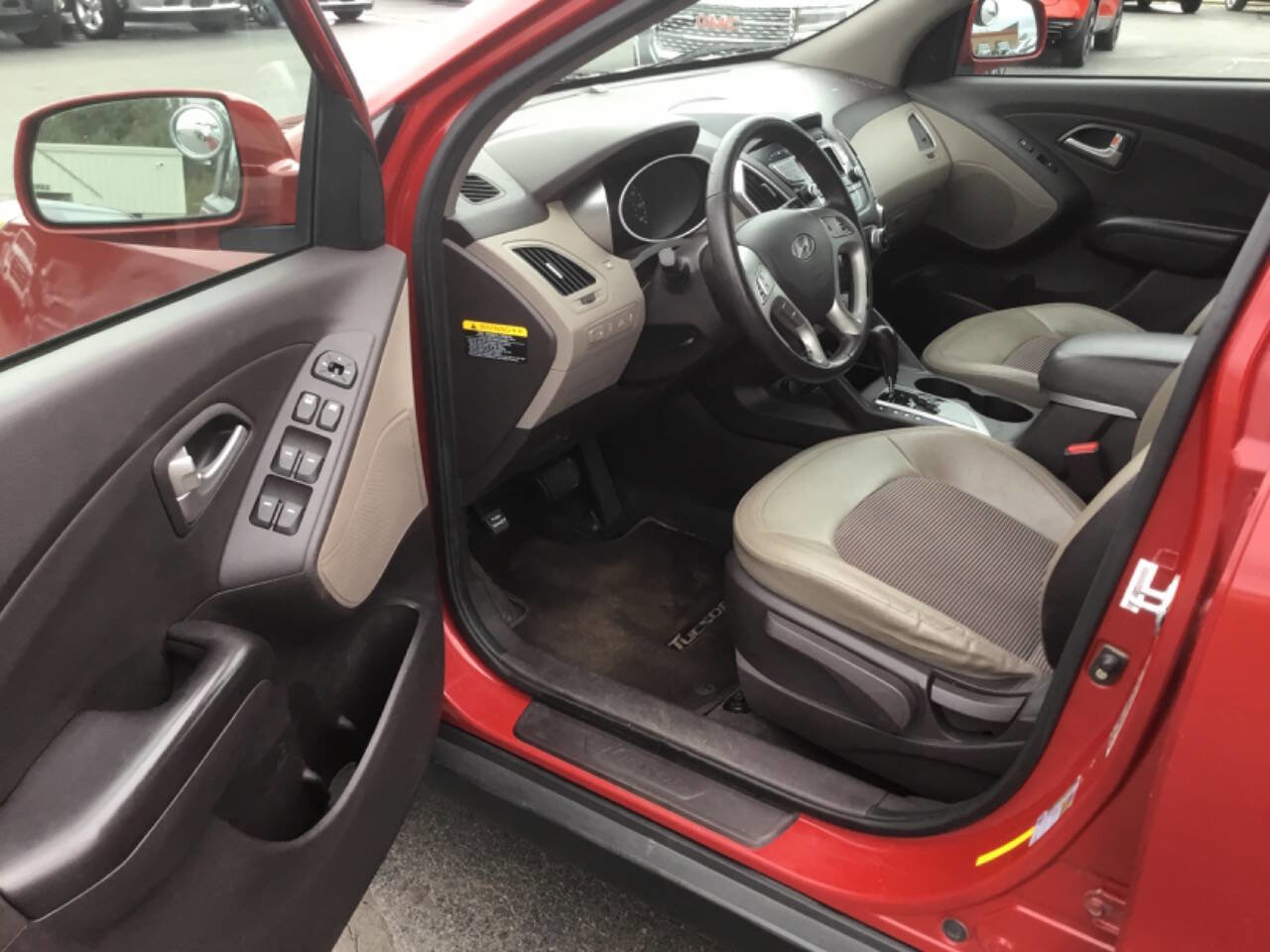 Used 2013 Hyundai Tucson GLS image 9