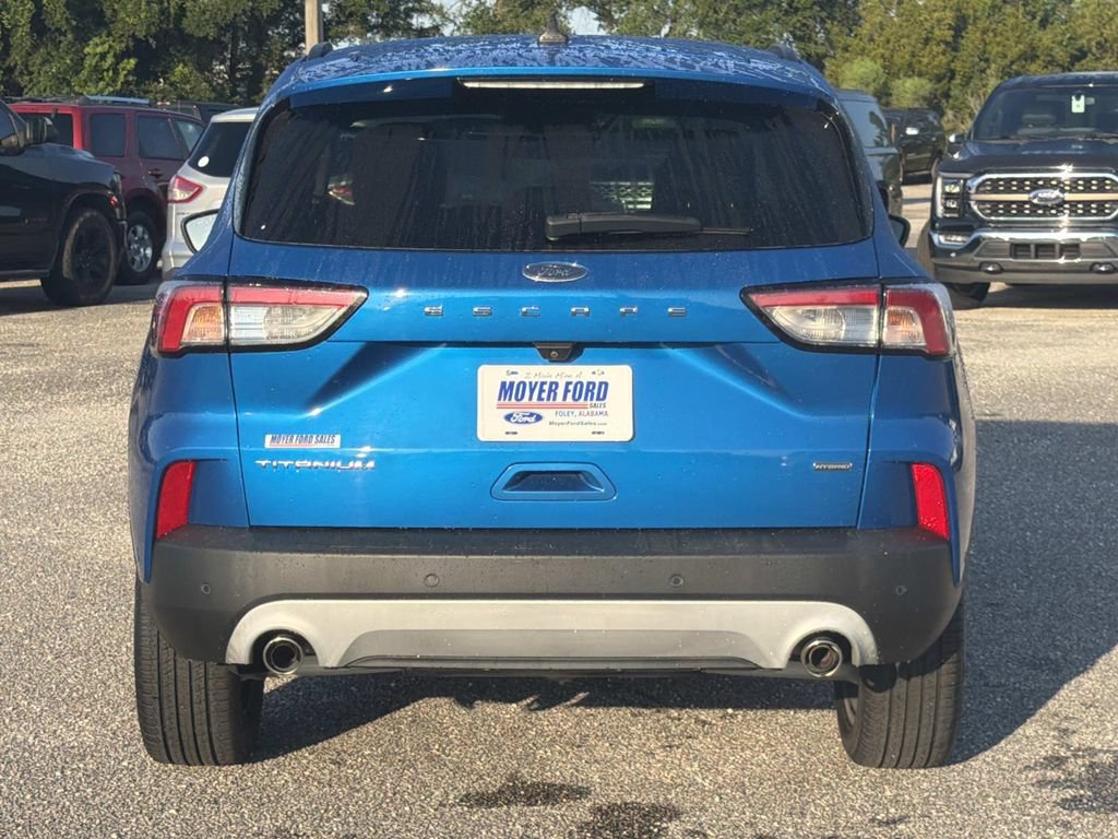 Certified 2020 Ford Escape Titanium FWD image 5