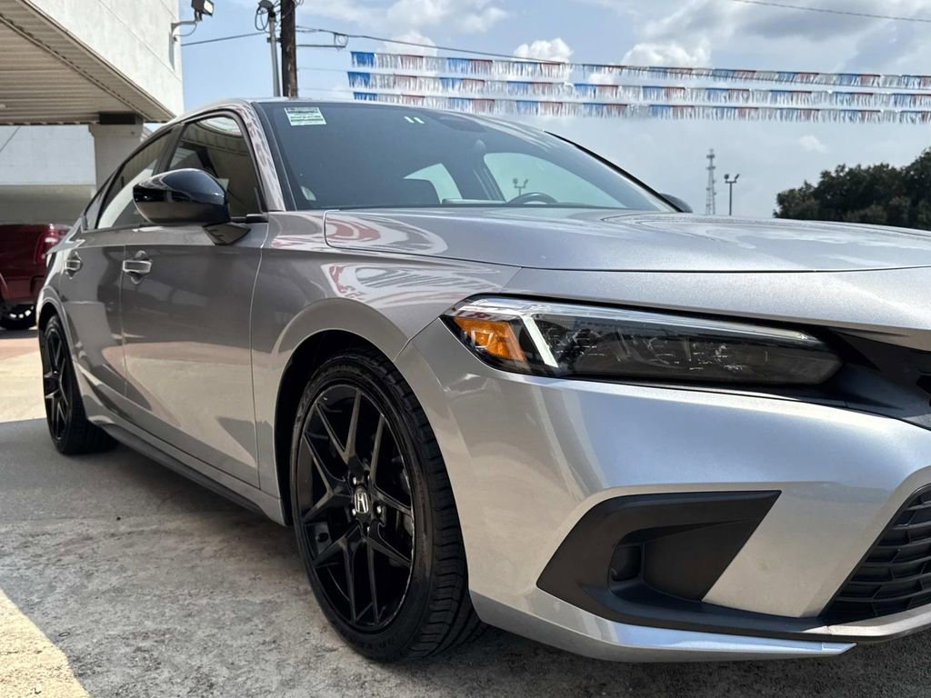 Used 2024 Honda Civic Sport image 17