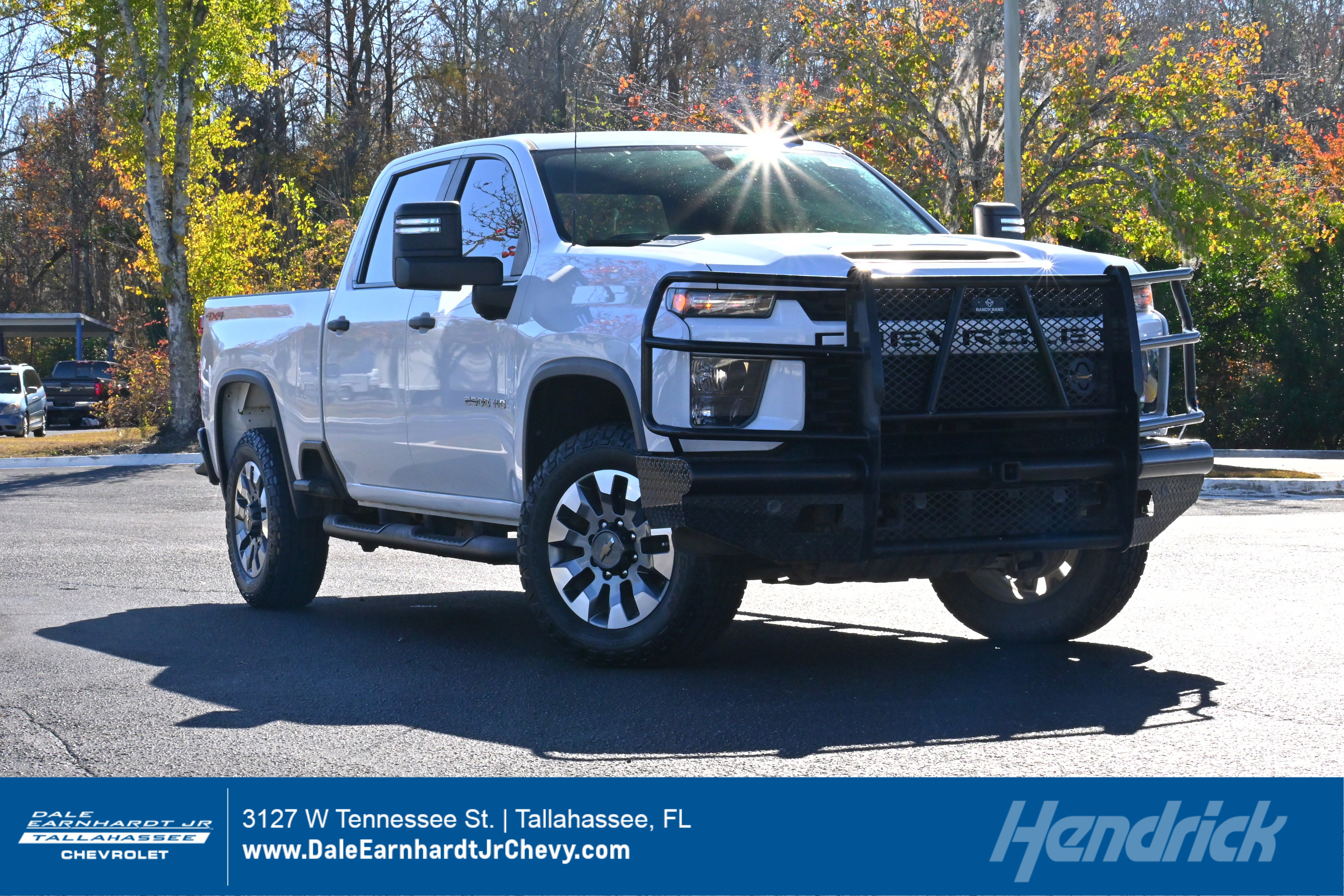 Used 2022 Chevrolet Silverado 2500 Custom w/ Custom Value Package image 1