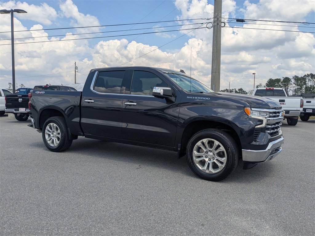 Used 2023 Chevrolet Silverado 1500 LTZ image 2