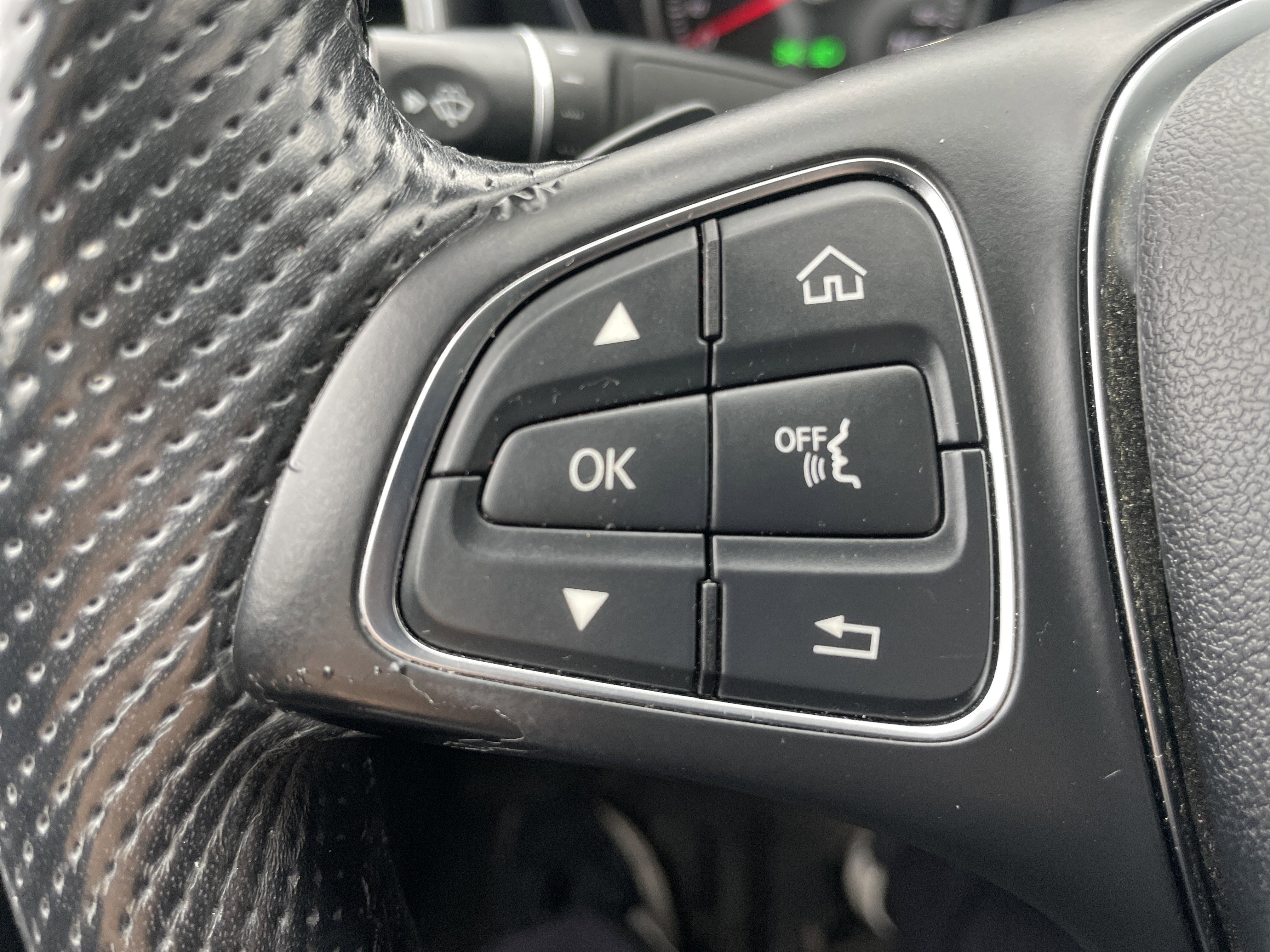 Used 2016 Mercedes-Benz C 300 C 300 image 43