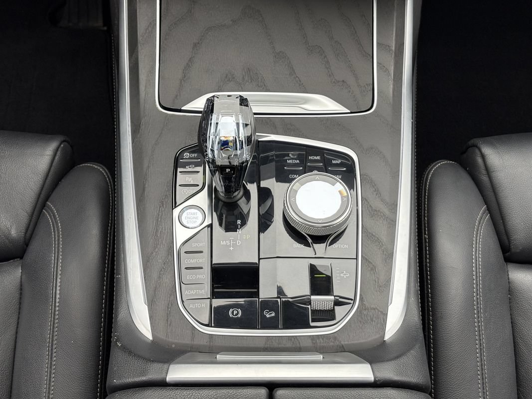 Used 2020 BMW X7 xDrive40i w/ Premium Package AWD/4WD image 15