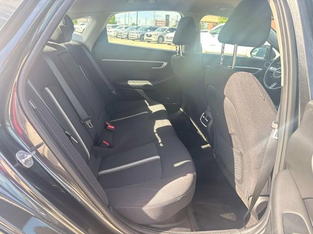 Used 2025 Hyundai Sonata SEL FWD image 14