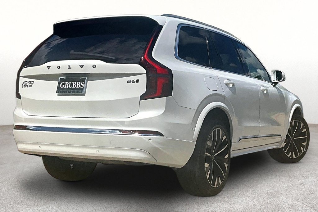 Used 2026 Volvo XC90 B6 Plus AWD/4WD image 2