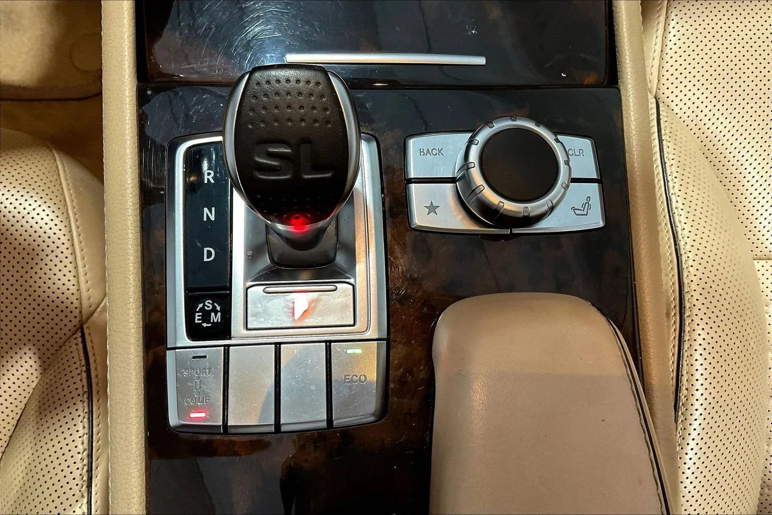 Used 2013 Mercedes-Benz SL 550 w/ Premium Pkg image 38