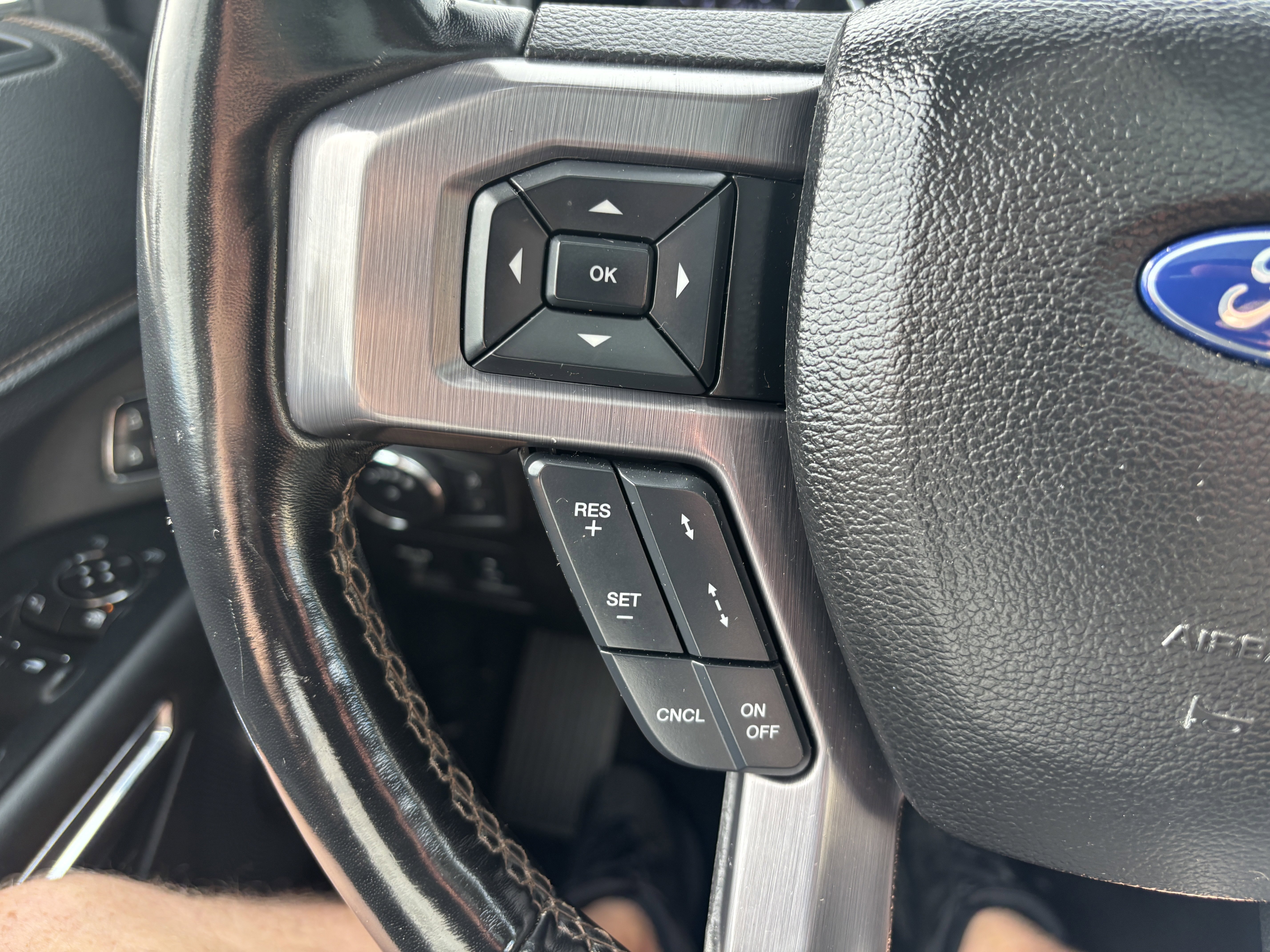 Used 2018 Ford Expedition Max Platinum image 19