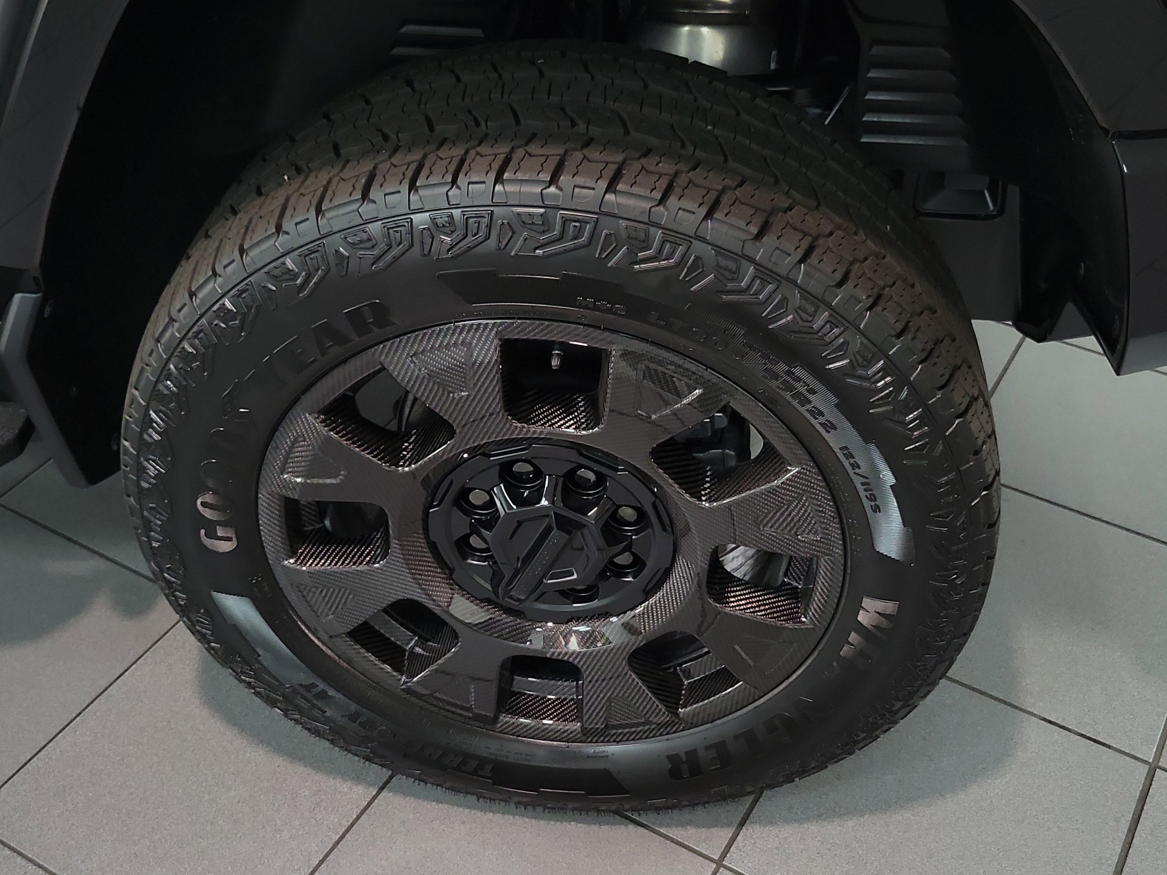 New 2026 GMC Hummer EV 3X w/ Carbon Fiber Edition Package AWD/4WD image 8
